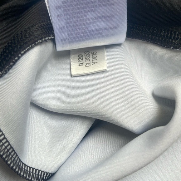 Adidas Black and Gray Performance Leggings - Picture 5 of 7